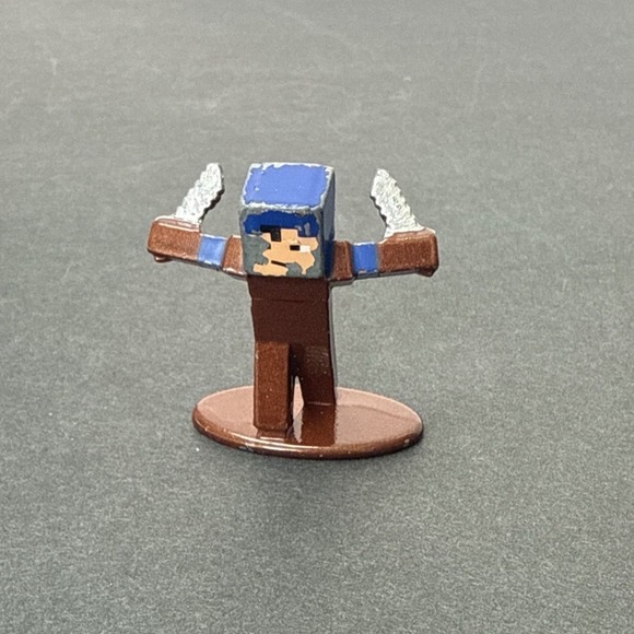 Jada Toys Other - Minecraft Jada Toys Nano Metalfigs‎ Die-Cast Figure Brown Blue No. 32331 1.25 In